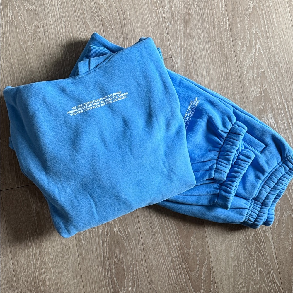 NWT The Happy Camp3r Set Blueberry